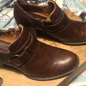 Born Deena Dark Brown Short Boot
